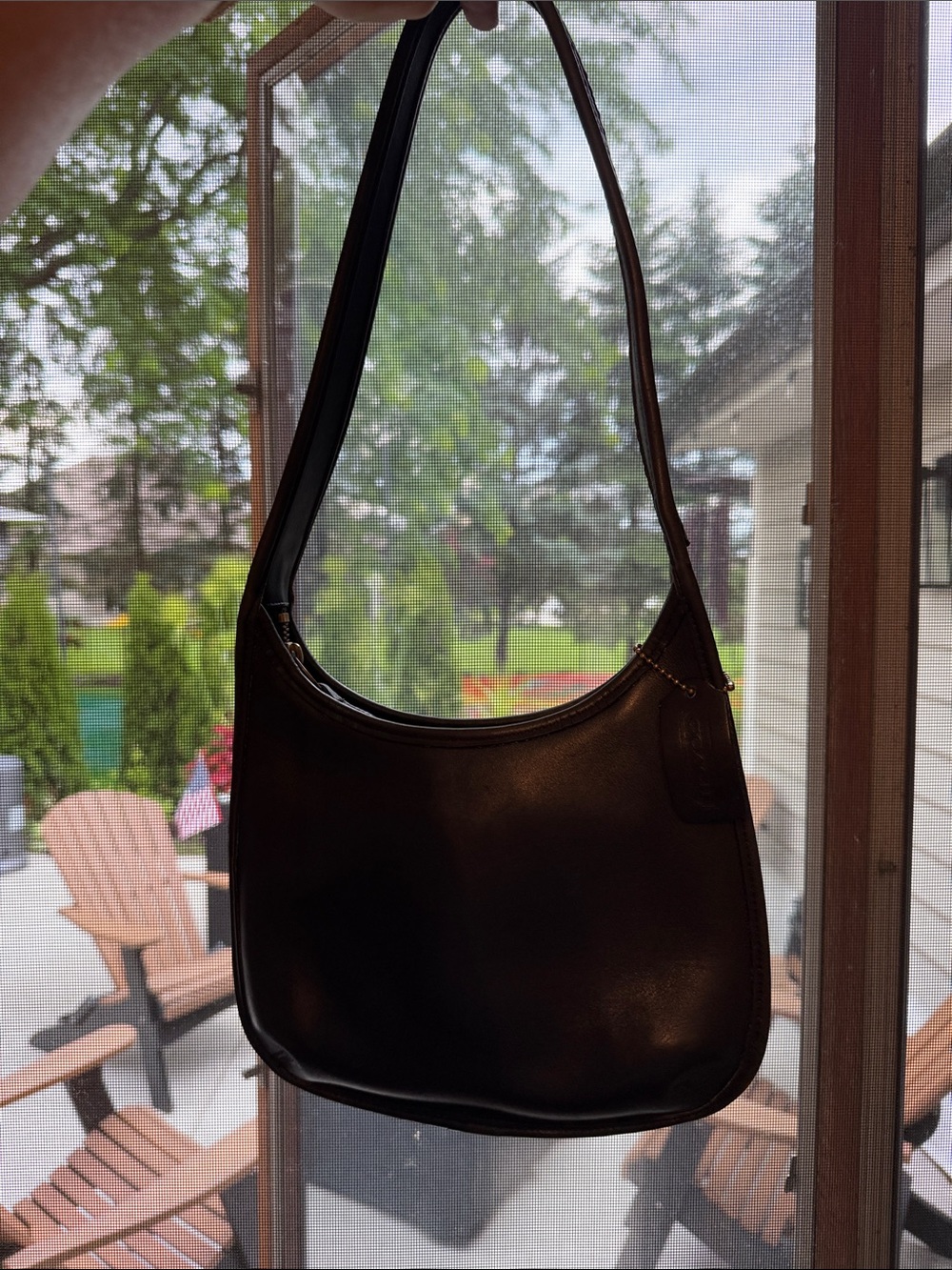 VINTAGE Coach Black Leather Zip-Top Crossbody J7D 9020